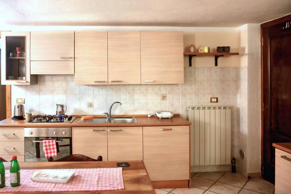 Dimora Gilles Aosta Valley Bard Ruang foto